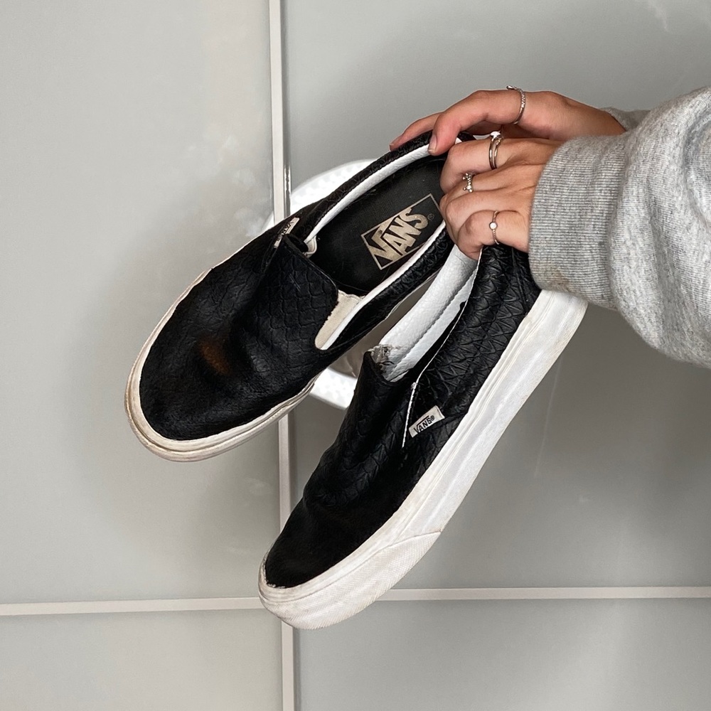 vans
